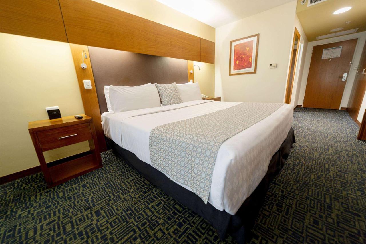 Tryp By Wyndham Guayaquil Hotel Buitenkant foto